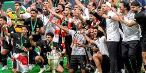 الزمالك
      يحصد
      223
      مليون
      جنيه
      من
      الجوائز
      المالية
      في
      2024 - مصر فور