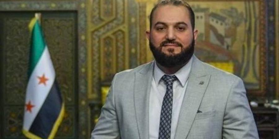 محافظ
      دمشق
      الجديد:
      لا
      نعادي
      إسرائيل
      وقلقها
      وقصفها
      أراضينا
      أمر
      طبيعي - مصر فور