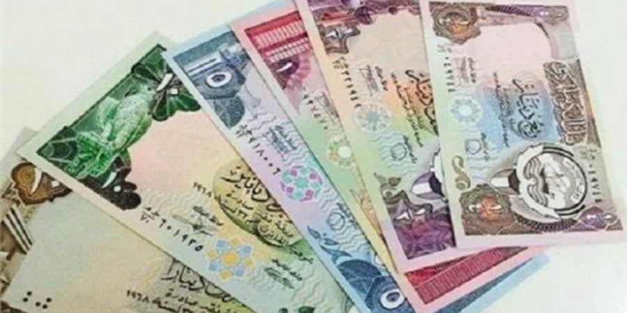 سعر
      الدينار
      الكويتي
      في
      مصر
      اليوم..
      الأحد
      29-12-2024 - مصر فور